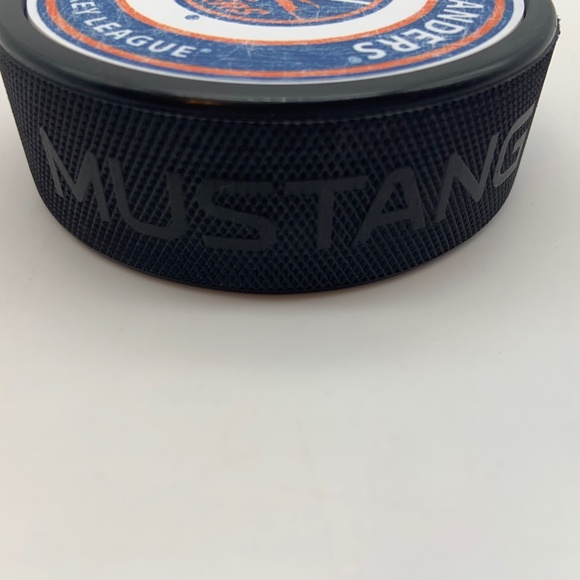 Vintage New York Islanders National Hockey League Collectible Puck - Picture 4 of 10